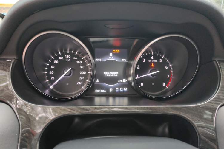 Used Land Rover Discovery Sport 2017 2.0T SE Instrument Cluster