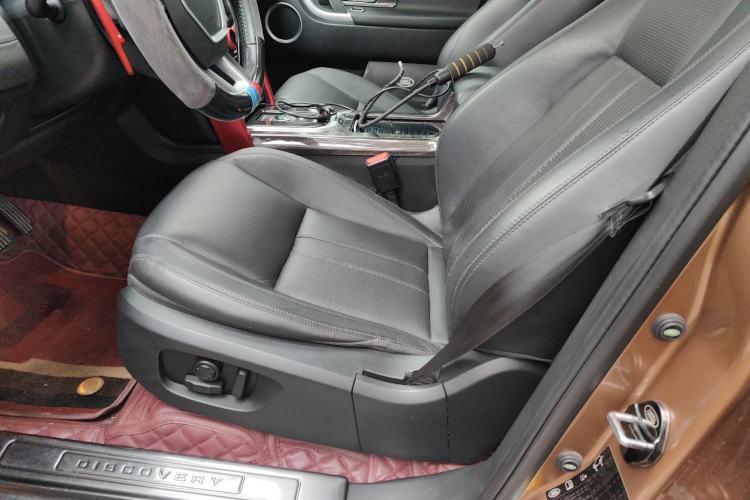Used Land Rover Discovery Sport 2017 2.0T SE Left Front Seat