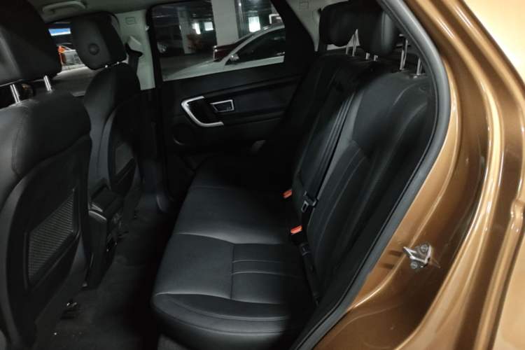 Used Land Rover Discovery Sport 2017 2.0T SE Left Rear Seat