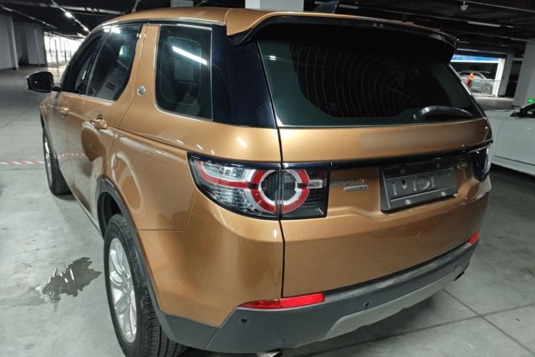 Used Land Rover Discovery Sport 2017 2.0T SE Rear Left 45 Deg