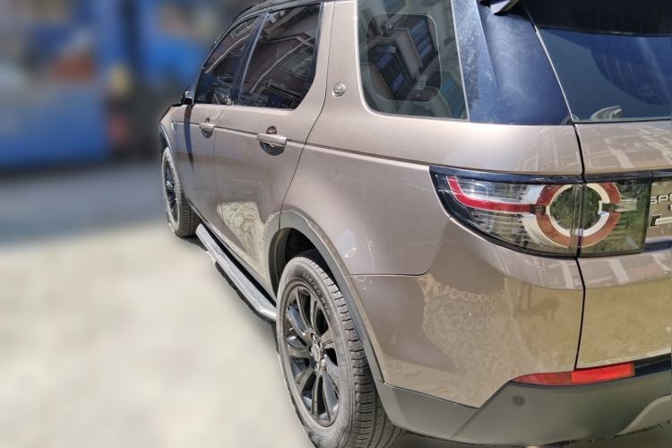 Used Land Rover Discovery Sport 2017 2.0T SE Rear Left 45 Deg