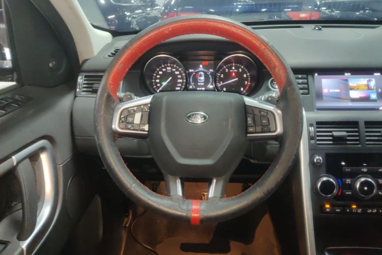 Used Land Rover Discovery Sport 2017 2.0T SE Steering Wheel