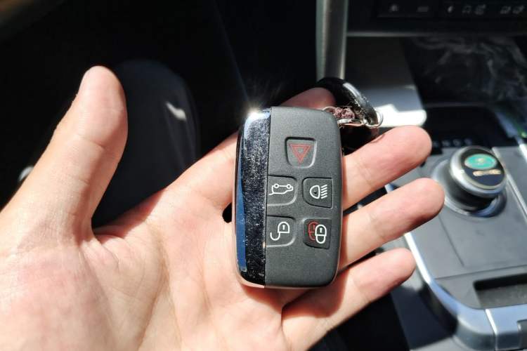 Used Land Rover Discovery Sport 2017 2.0T SE Vehicle Key