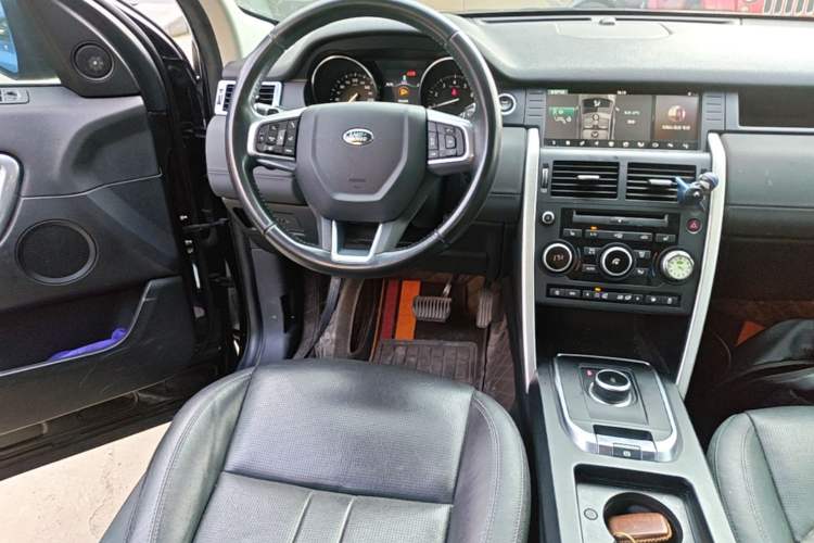 Used Land Rover Discovery Sport 2018 240 PS Zhiyue Limited Edition Audio And AC Panel
