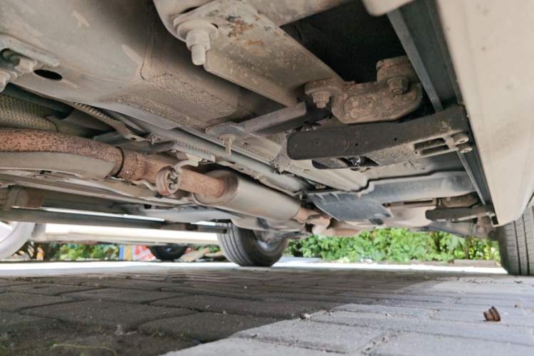 Used Land Rover Discovery Sport 2018 240 PS SE Version Chassis Front Left