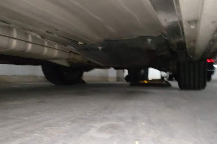 Used Land Rover Discovery Sport 2018 240 PS HSE Version Chassis Front Left