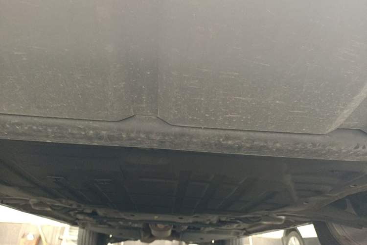 Used Land Rover Discovery Sport 2018 240 PS SE Version Chassis Front