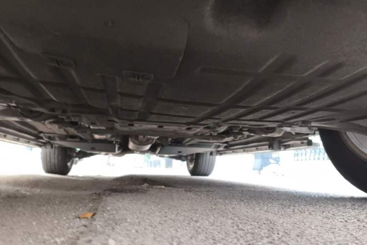 Used Land Rover Discovery Sport 2018 240 PS SE Version Chassis Front