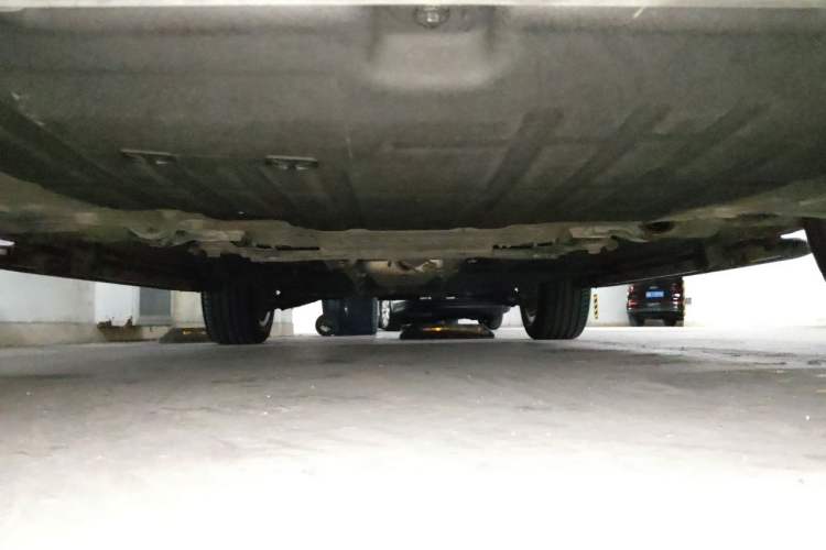 Used Land Rover Discovery Sport 2018 240 PS HSE Version Chassis Front