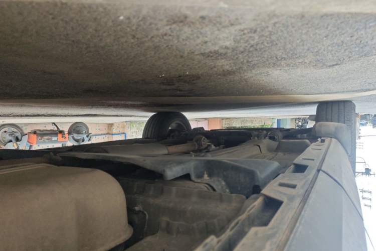 Used Land Rover Discovery Sport 2018 240 PS SE Version Chassis Rear Left