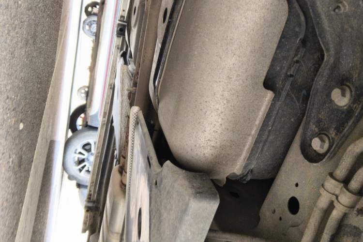 Used Land Rover Discovery Sport 2018 240 PS HSE Version Chassis Rear Right