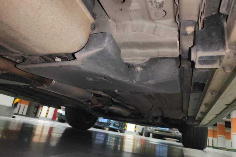 Used Land Rover Discovery Sport 2018 240 PS SE Version Chassis Rear Right
