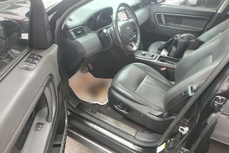 Used Land Rover Discovery Sport 2018 240 PS SE Version Driver Seat