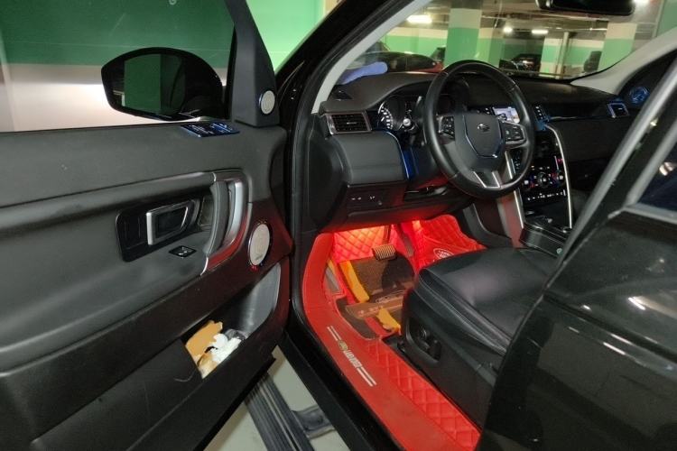 Used Land Rover Discovery Sport 2018 240 PS SE Version Driver Seat
