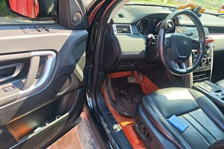 Used Land Rover Discovery Sport 2018 240 PS SE Version Driver Seat