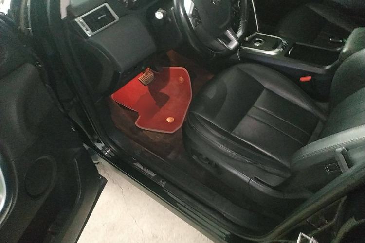 Used Land Rover Discovery Sport 2018 240 PS SE Version Driver Seat