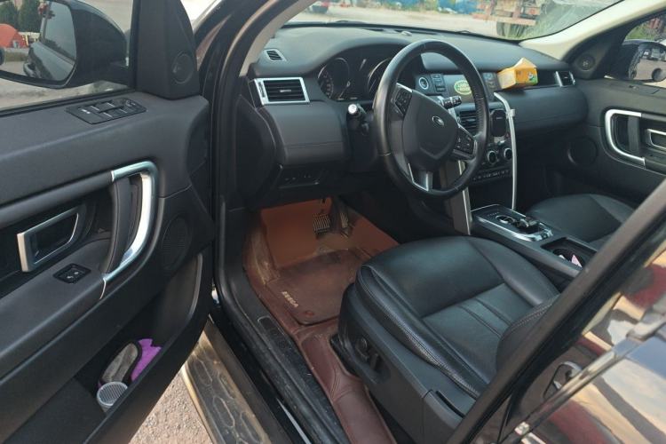 Used Land Rover Discovery Sport 2018 240 PS SE Version Driver Seat