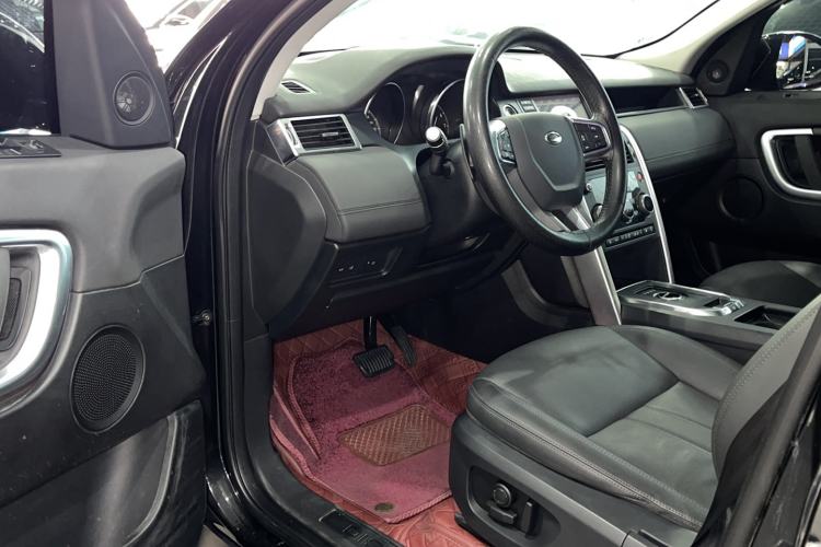 Used Land Rover Discovery Sport 2018 240 PS SE Version Driver Seat