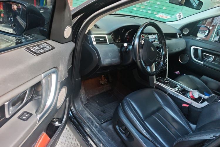 Used Land Rover Discovery Sport 2018 240 PS HSE Version Driver Seat