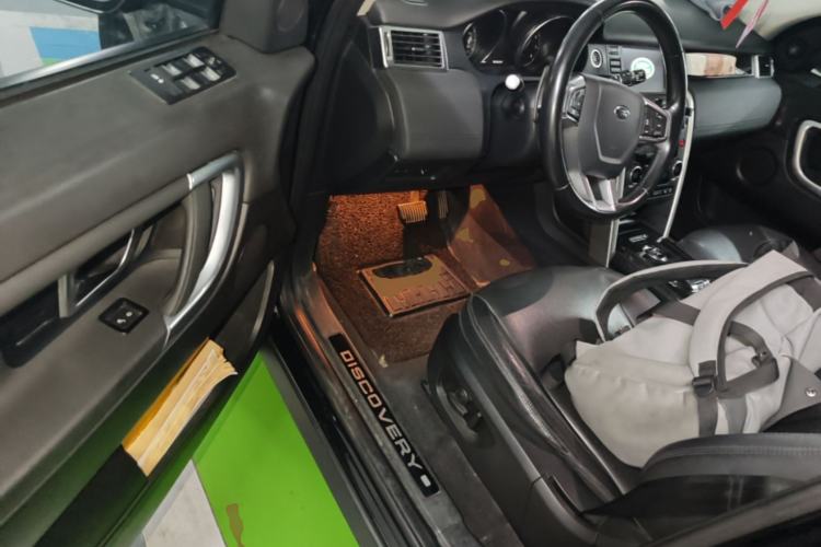 Used Land Rover Discovery Sport 2018 240 PS SE Version Driver Seat
