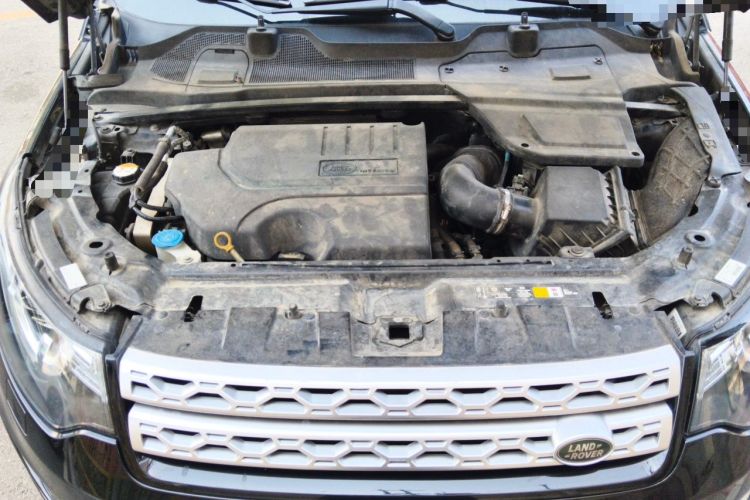 Used Land Rover Discovery Sport 2018 240 PS HSE Version Engine Bay