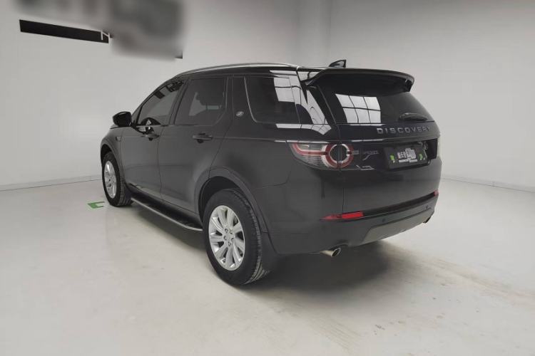 Used Land Rover Discovery Sport 2018 240 PS SE Version Exterior 1