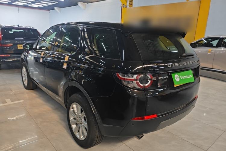 Used Land Rover Discovery Sport 2018 240 PS SE Version Exterior 2