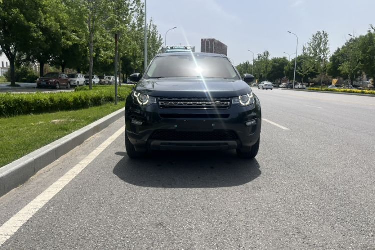 Used Land Rover Discovery Sport 2018 240 PS SE Version Exterior 2