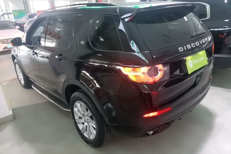 Used Land Rover Discovery Sport 2018 240 PS SE Version Exterior 2