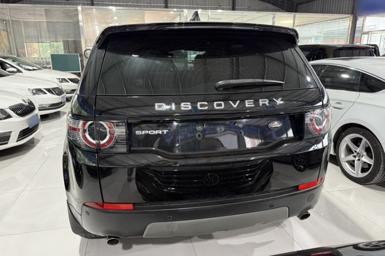 Used Land Rover Discovery Sport 2018 240 PS SE Version Exterior 3