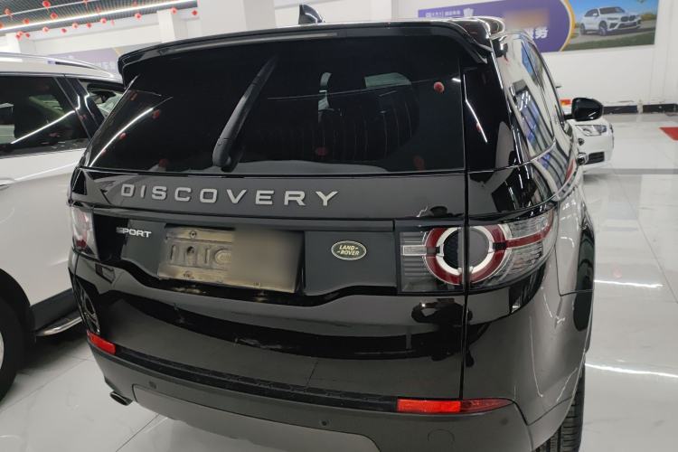 Used Land Rover Discovery Sport 2018 240 PS SE Version Exterior 4