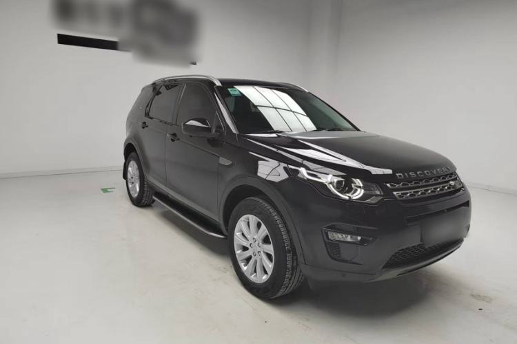 Used Land Rover Discovery Sport 2018 240 PS SE Version Exterior 4