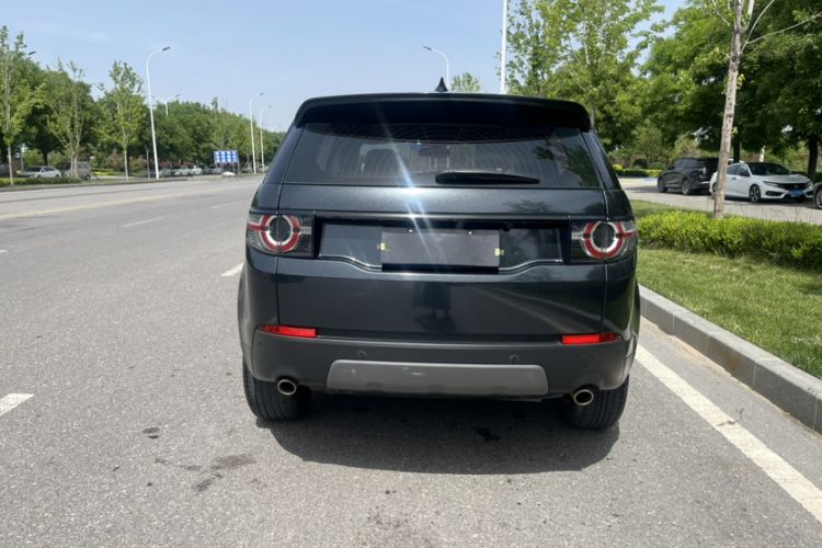 Used Land Rover Discovery Sport 2018 240 PS SE Version Exterior 5