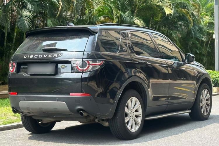 Used Land Rover Discovery Sport 2018 240 PS SE Version Exterior 7