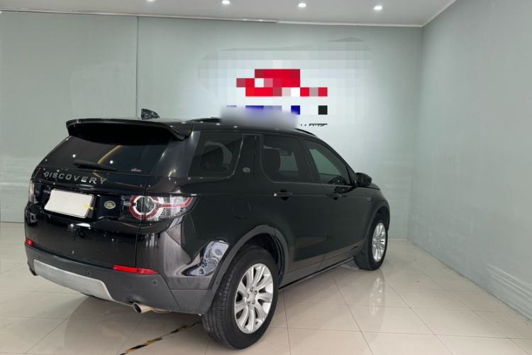 Used Land Rover Discovery Sport 2018 240 PS SE Version Exterior 7