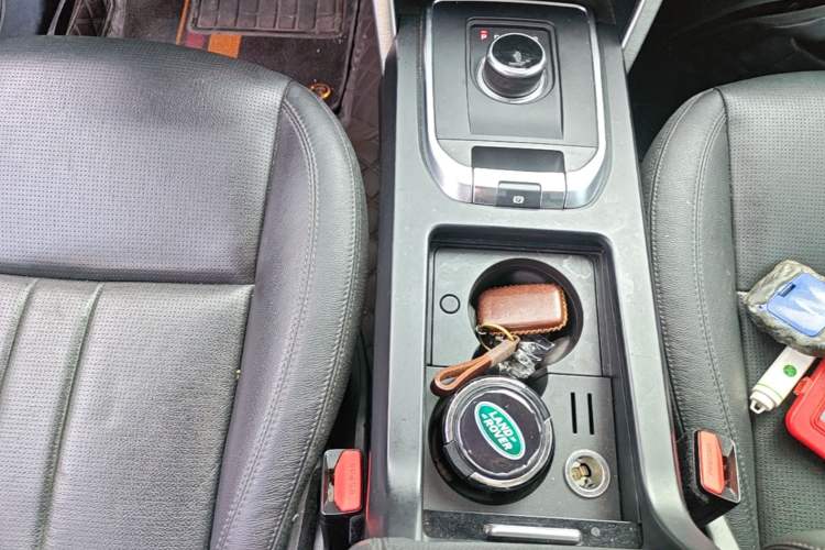 Used Land Rover Discovery Sport 2018 240 PS Zhiyue Limited Edition Gear Lever