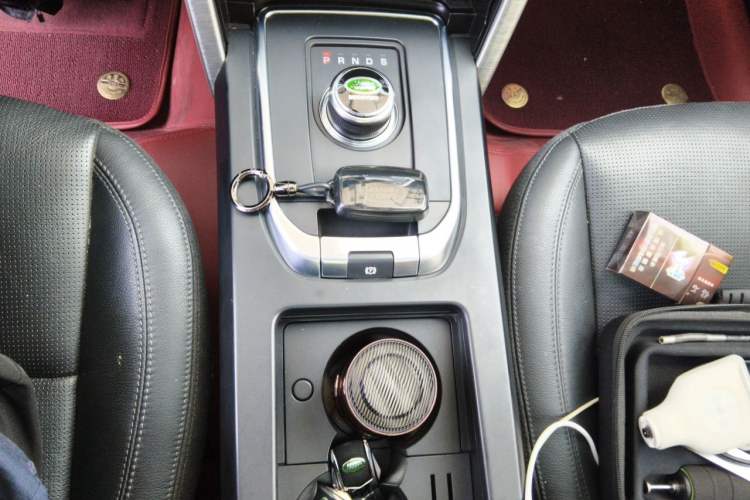 Used Land Rover Discovery Sport 2018 240 PS HSE Version Gear Lever