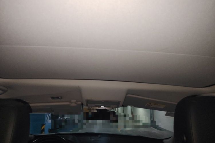 Used Land Rover Discovery Sport 2018 240 PS HSE Version Headliner