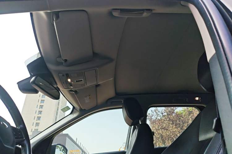 Used Land Rover Discovery Sport 2018 240 PS Zhiyue Limited Edition Headliner