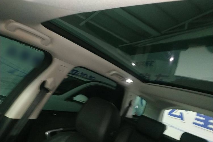 Used Land Rover Discovery Sport 2018 240 PS SE Version Headliner