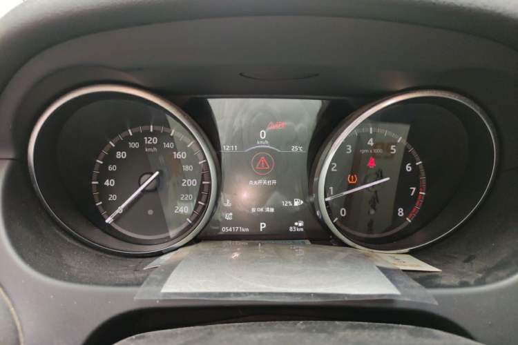 Used Land Rover Discovery Sport 2018 240 PS PURE Edition Instrument Cluster