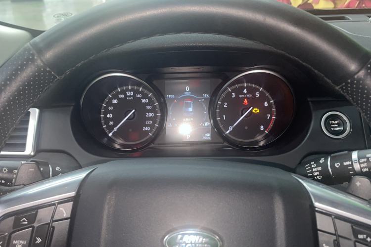 Used Land Rover Discovery Sport 2018 240 PS SE Version Instrument Cluster