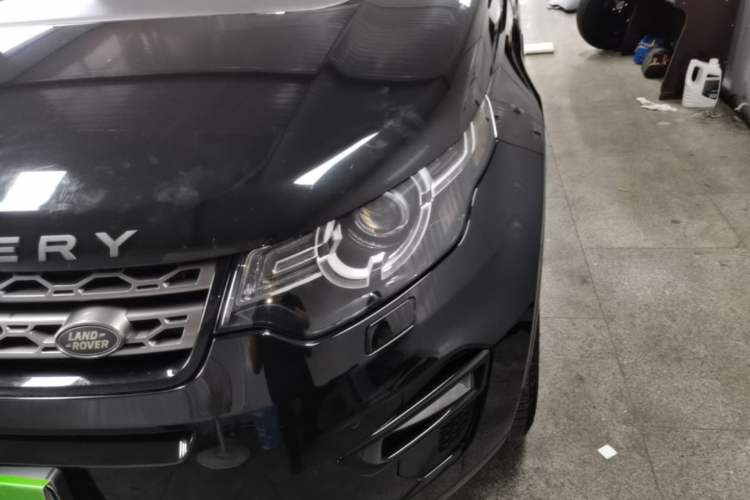 Used Land Rover Discovery Sport 2018 240 PS SE Version Left Front Headlight