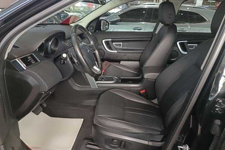 Used Land Rover Discovery Sport 2018 240 PS SE Version Left Front Seat