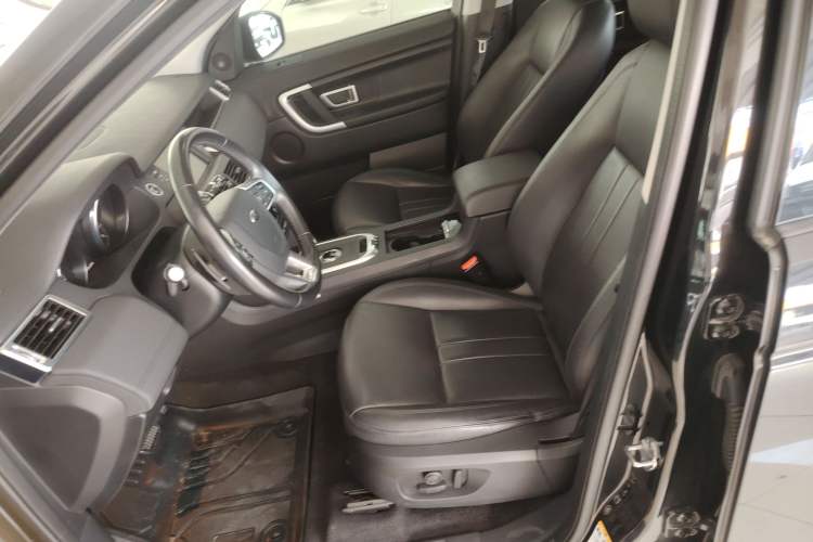 Used Land Rover Discovery Sport 2018 240 PS SE Version Left Front Seat
