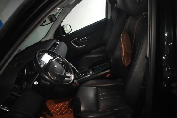 Used Land Rover Discovery Sport 2018 240 PS HSE Version Left Front Seat
