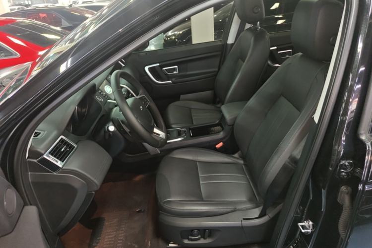 Used Land Rover Discovery Sport 2018 240 PS SE Version Left Front Seat