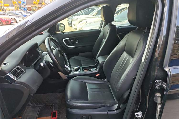 Used Land Rover Discovery Sport 2018 240 PS Zhiyue Limited Edition Left Front Seat