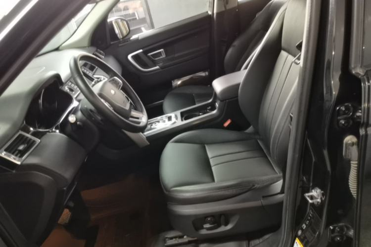 Used Land Rover Discovery Sport 2018 240 PS SE Version Left Front Seat