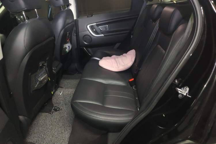 Used Land Rover Discovery Sport 2018 240 PS SE Version Left Rear Seat